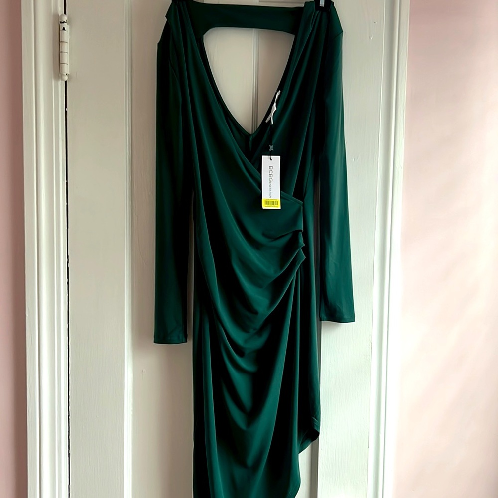 BCBGeneration cocktail dress, Brand New, cut out at the top of the back.